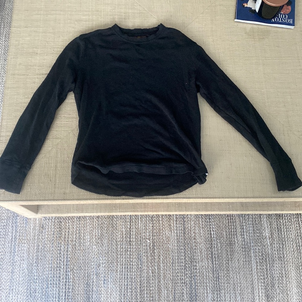 Black long sleeve crewneck T-shirt seven for all mankind